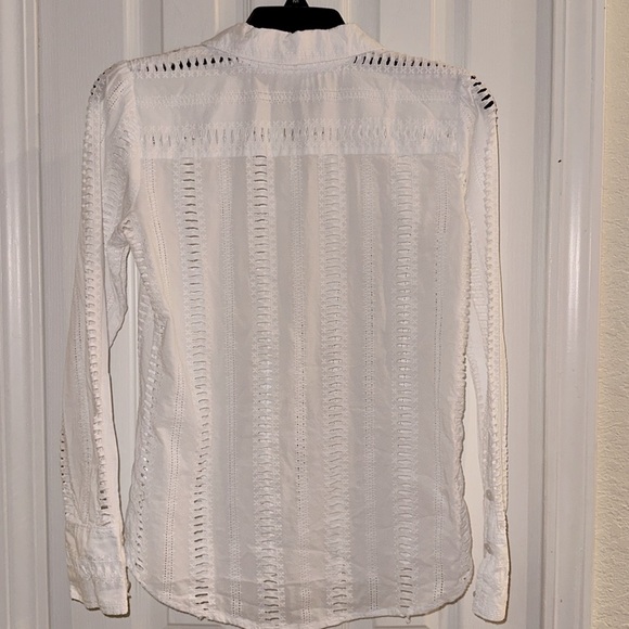 Spartina white eyelet crocheted button shirt - Picture 7 of 8